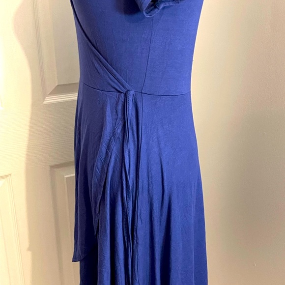 TMG Wrap Dress - Picture 3 of 4